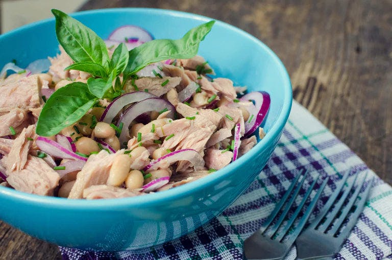 Tuna and white bean salad in a bowl.