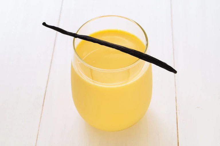 Refreshing True Lemon Chiffon Smoothie in a glass