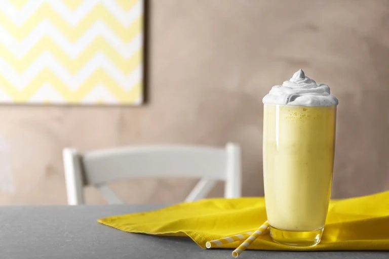 Lemon cheesecake smoothie in a glass