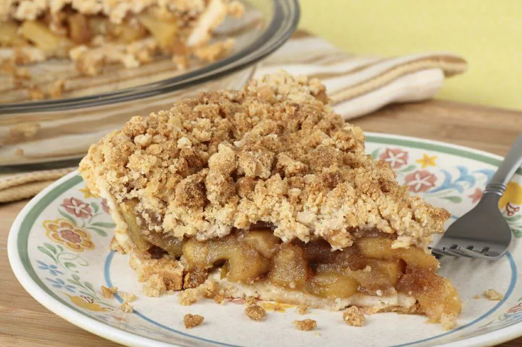True Lemon Apple Crumb Pie